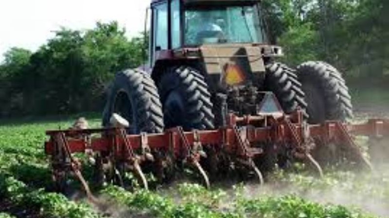 آلات زراعية