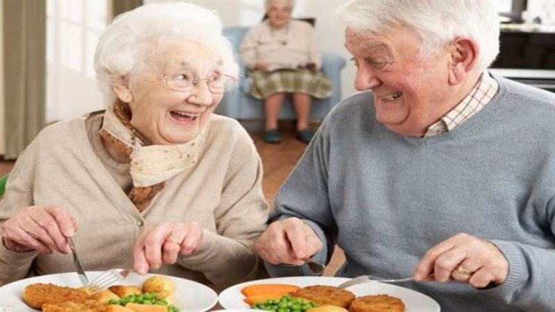 7 نصائح تغذية لكبار