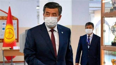 رئيس قيرغيزستان يتهم معارضيه بمحاولة الاستيلاء على السلطة