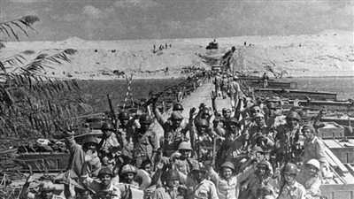 البطل المقدم محمد عرفين يروي تفاصيل توثيقه نصر أكتوبر وسط المعارك 