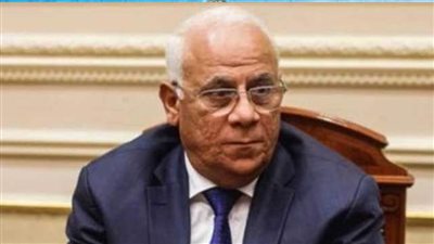 محافظ بورسعيد يبحث تعديل مسار مصرف بحر البقر شرق القناة