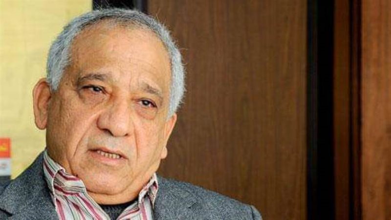 الكاتب احمد هريدي