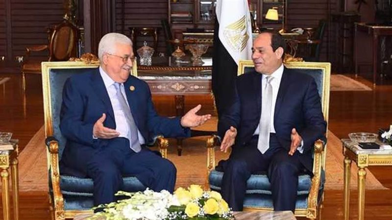 أبومازن يهنئ الرئيس