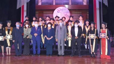 وزيرة الثقافة ومحافظ الجيزة يشهدان ملحمة العزة والكرامة