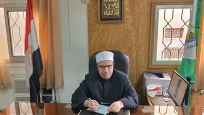 الأوقاف توقف إمام مسجد عن الخطابة