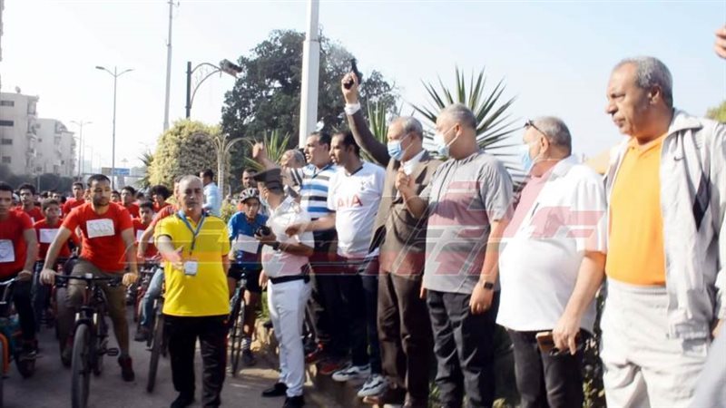 الهجان يطلق اشارة