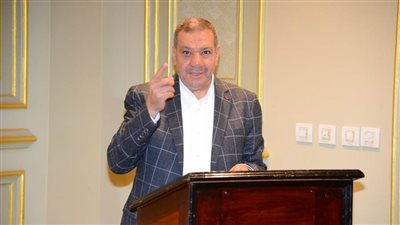 صلاح خلف: التواصل مَعَ مكاتب التَّمثيل التجاري لِحلِّ مُشكلات المُستوردين المِصريين مَعَ المُصدِّرين