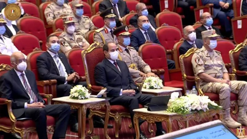 الرئيس السيسي يشهد