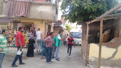 إزالة الأكشاك المخالفة بحي غرب في 