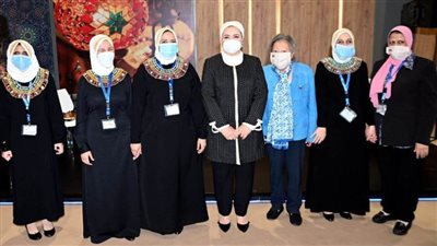 قرينة الرئيس السيسي: 