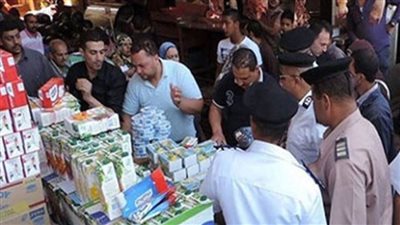 سقوط أمين مخزن ومتعهد الجملة لبيعهما 