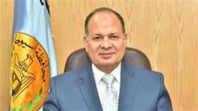 محافظ أسيوط يكشف محاور مشروع إعادة تدوير المخلفات 