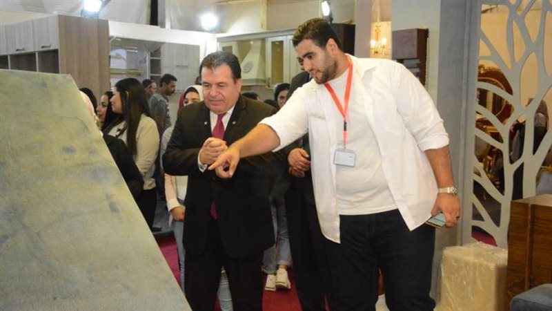 خلال افتتاح المعرض