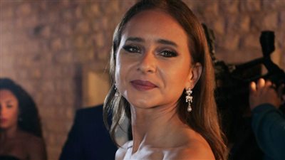 نیللی كریم: الجواز مالوش كتالوج.. وتعرضت للخیانة (فیدیو)