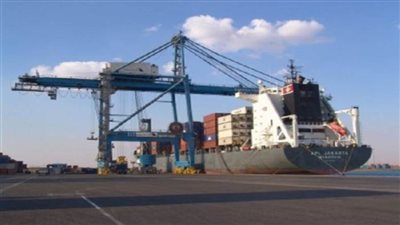 تشغيل منظومة تداول وتخزين البوتاجاز بالسخنة بنسبة 100%