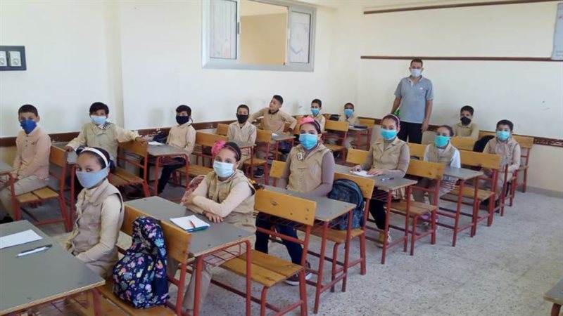 بدء العام الدراسى