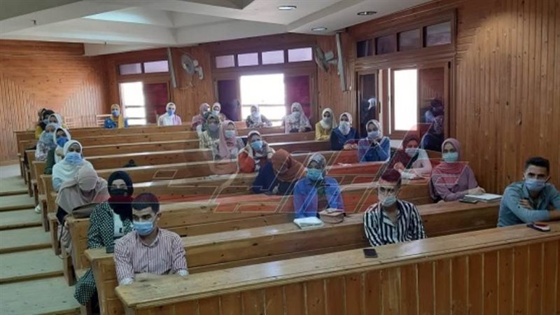 طلاب جامعة كفرالشيخ