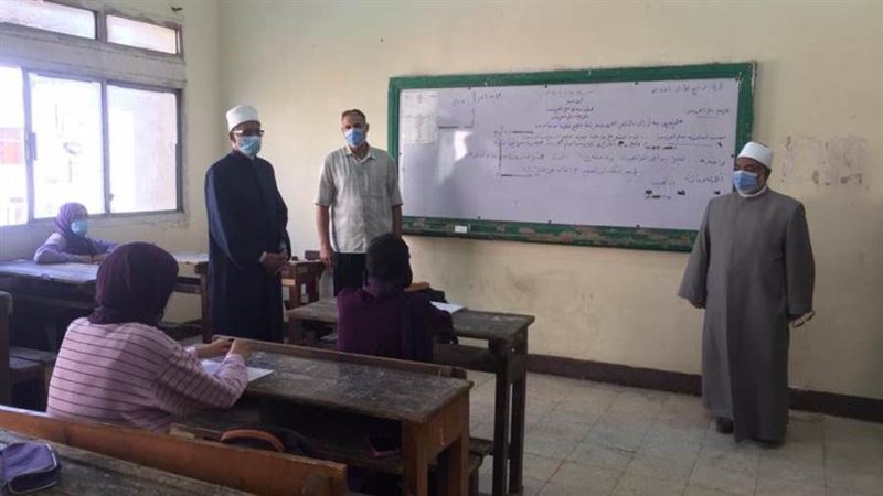 رئيس قطاع المعاهد