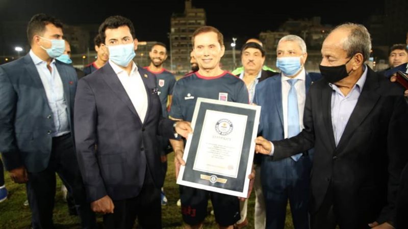 وزير الرياضة يكرم