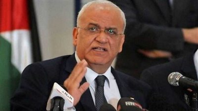 دلال عريقات: لاتزال حالة عريقات حرجة وفريق طبي دولي يُشرف على حالته