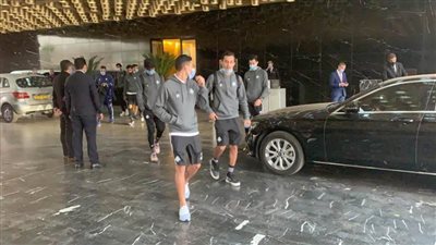 بيراميدز يغادر فندق الإقامة في طريقه لملعب محمد الخامس