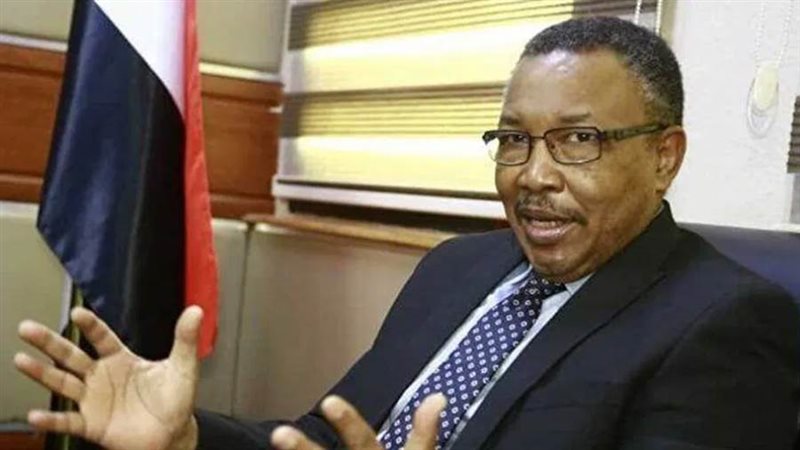 عمر قمر الدين