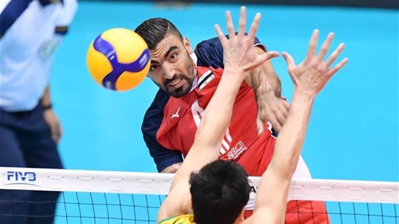 احمد صلاح ميسي الطائرة