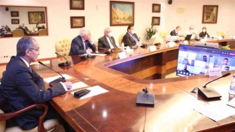 الدكتور عمرو طلعت