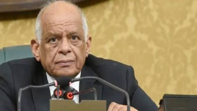 الدكتور علي عبد العال