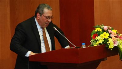 سفير مصر بفيتنام يشيد بالعلاقات السياسية المتميزة بين البلدين