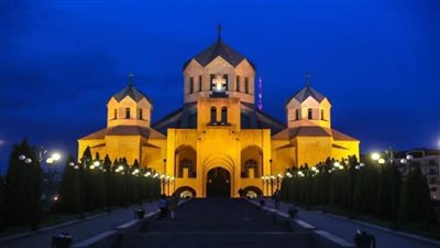 تفاصيل عملية نقل جزئيات صليب المسيح إلى 