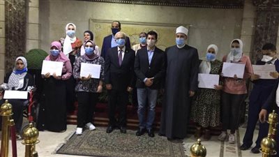 وكيل الأزهر يكرم المتفوقين من ذوي الهمم.. ويؤكد رعاية الإسلام لهم