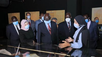 وزير التعليم العالي بجنوب السودان يزور مكتبة الإسكندرية