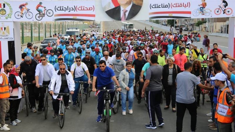 د. أشرف صبحى يقود