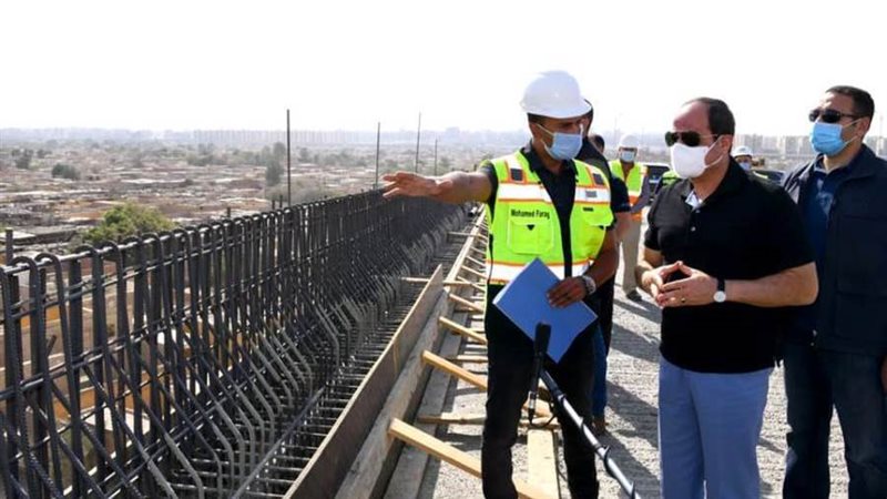 الرييس السيسي يتفقد