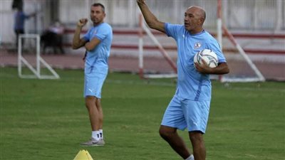 فقرة تأهيلية في بداية مران الزمالك