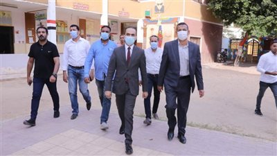 نائب محافظ سوهاج يتفقد عددًا من اللجان الفرعية