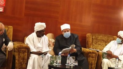 رئيس مجمع الفقه الإسلامي بالسودان يشيد بتجربة الأوقاف المصرية 