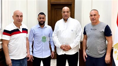 حسام عاشور ينضم رسميًا للاتحاد السكندري