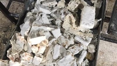 ضبط وإعدام أكثر من نصف طن حلوي المولد مجهولة المصدر بأسوان