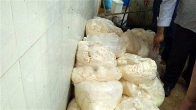 تحرير 37 محضراً وإعدام 10 طن أجبان منتهية الصلاحية بالبحيرة