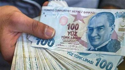 الليرة التركية تسجل أدنى مستوى أمام الدولار 