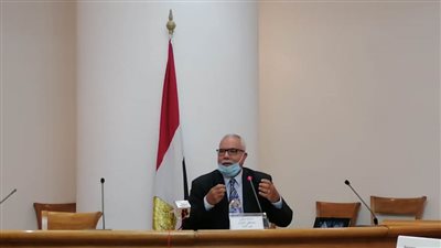 مشاركون بندوة 