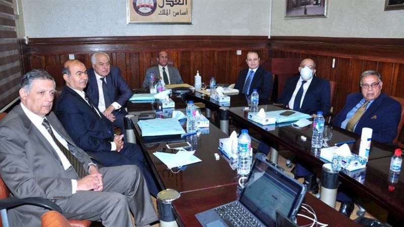 اثناء اللقاء