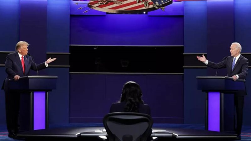 ترامب وبايدن أثناء
