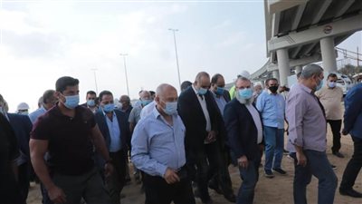  وزير النقل يتابع معدلات تنفيذ مشروعي القطار الكهربائي ومونوريل العاصمة الإدارية