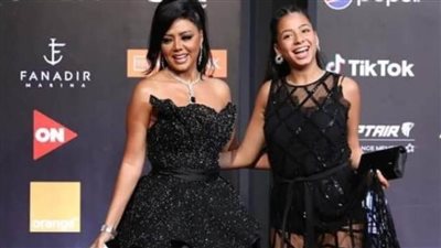 ابنة رانيا يوسف تعيد ارتداء 