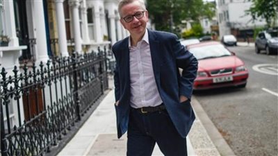 وزير بريطاني: تمديد الإغلاق لما بعد 2 ديسمبر للسيطرة على تفشي 