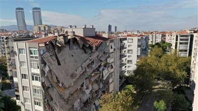 ارتفاع حصيلة ضحايا زلزال إزمير إلى 76 قتيلا