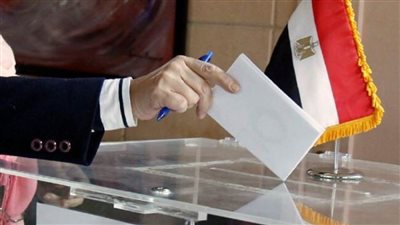 غرفة عمليات وزارة الهجرة تتابع مشاركة المصريين بالخارج في انتخابات 